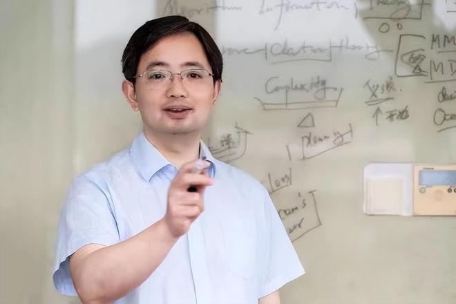 中国科学院院士周志华３.jpg